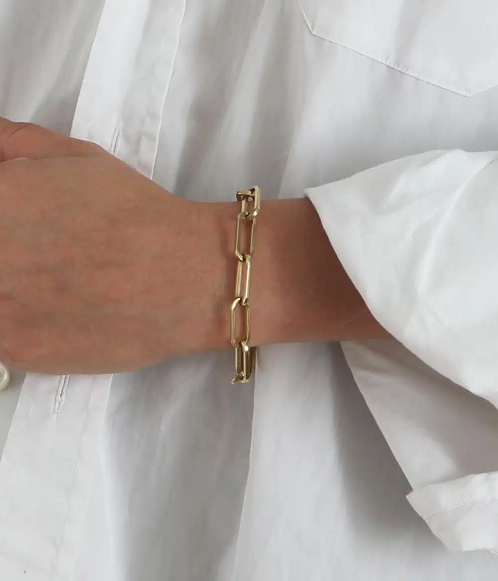 bracelet chaine maille plate allongée acier inoxydable doré à l'or fin bijoux créateur waterproof hypoallergénique caprice paris
