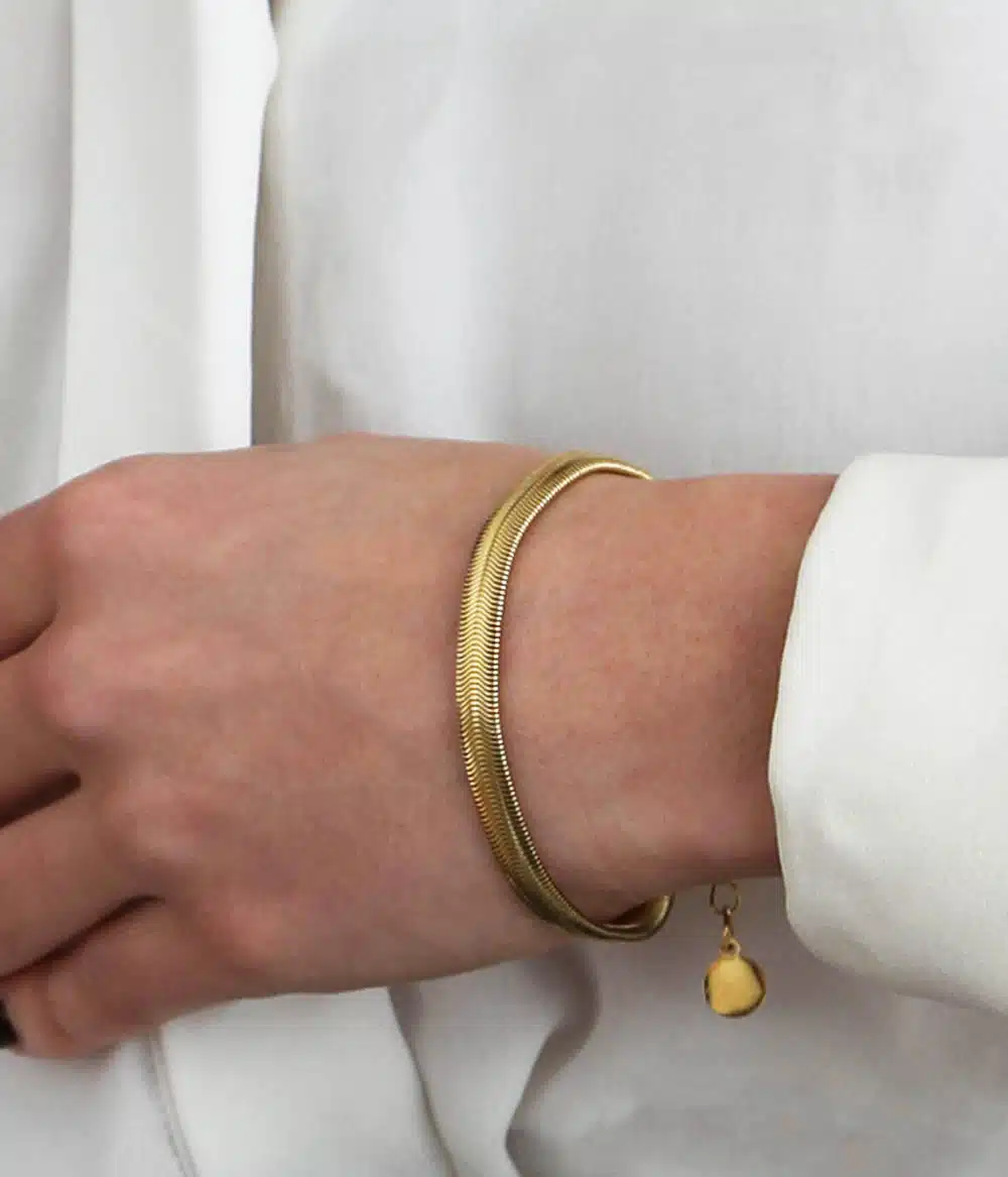 bracelet chaine maille serpent intemporelle acier inoxydable doré à l'or fin bijoux créateur résiste à l'eau et au temps caprice paris