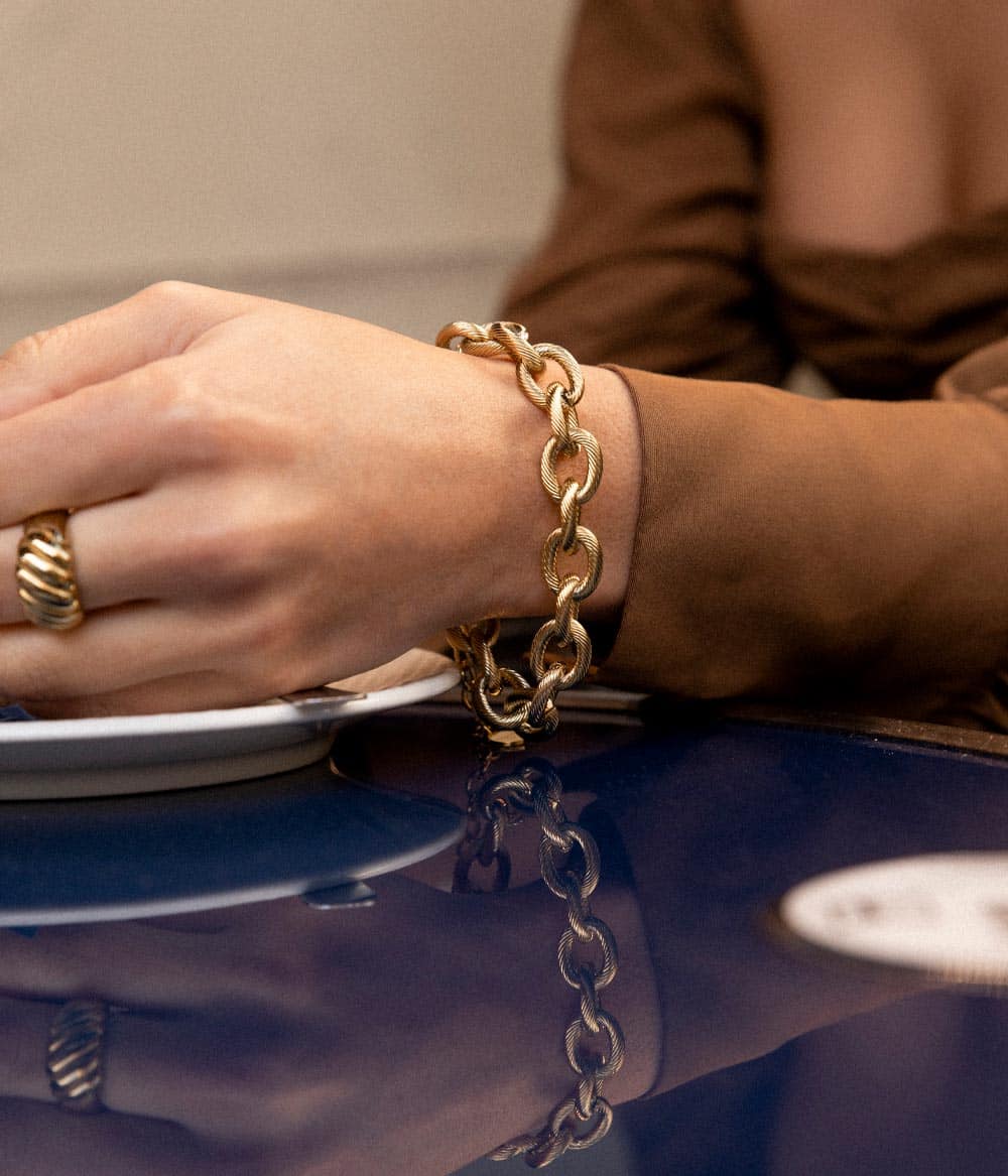 duo bague et bracelet style vintage intemporel acier inoxydable doré à l'or fin bijoux créateur waterproof résistants hypoallergéniques Caprice Paris