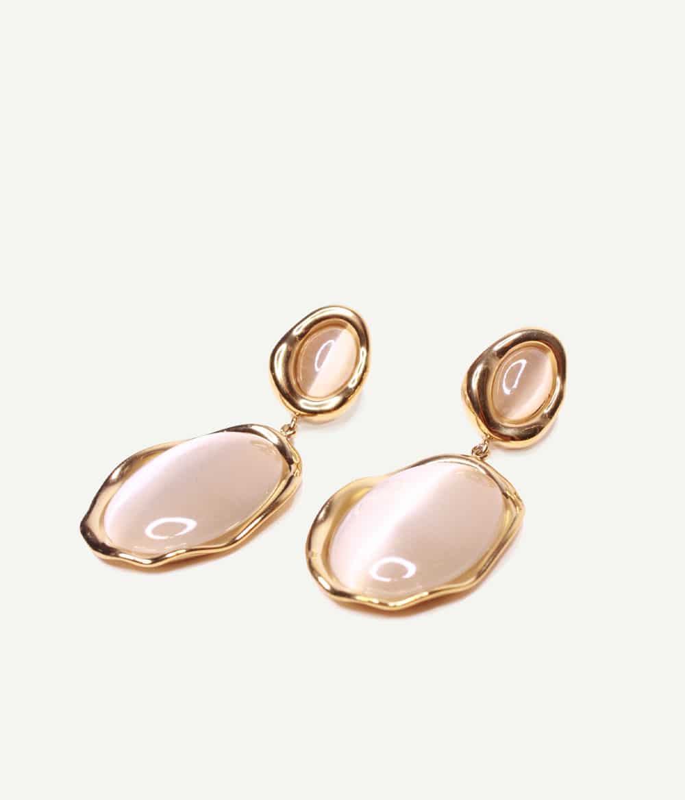 Boucles d’oreilles Allegra pendantes dorées en agate – vue de profil | Caprice Paris