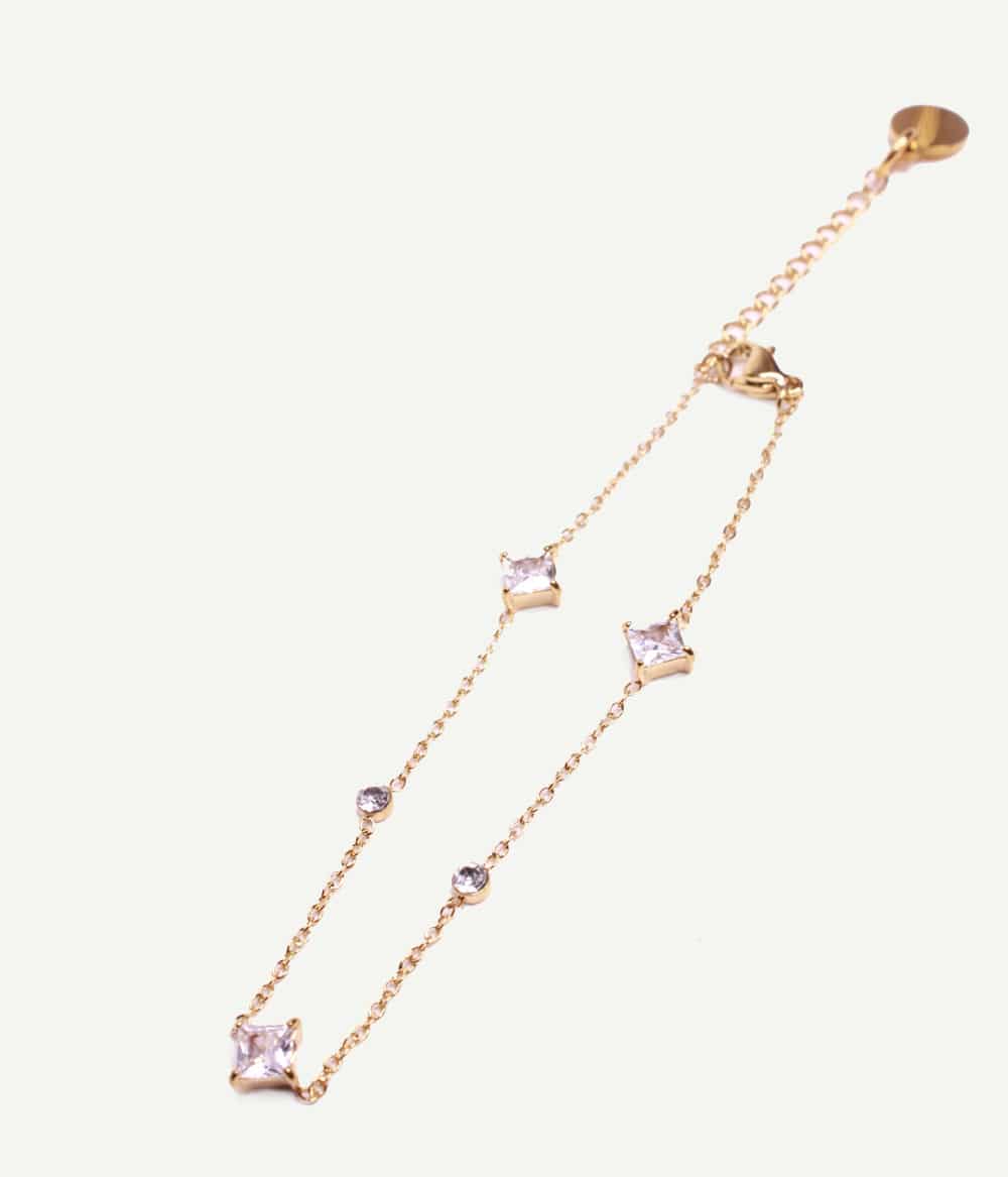 Caprice Paris Bijoux créateur Bracelet Chiara 3 Bracelet Chiara à pierres blanches rondes et carrées – vue entière