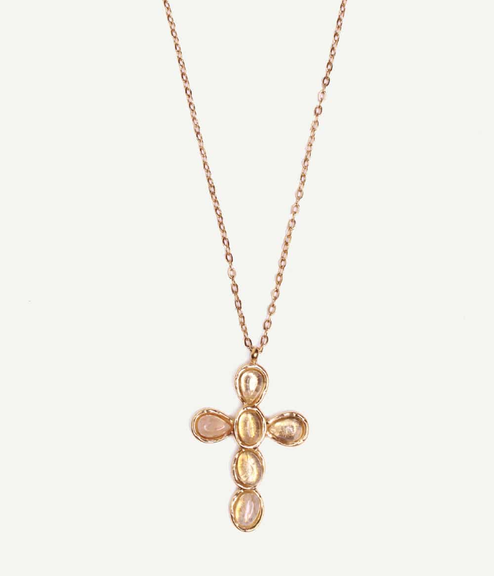 Collier Allegra Nude – collier croix en agate champagne et acier doré