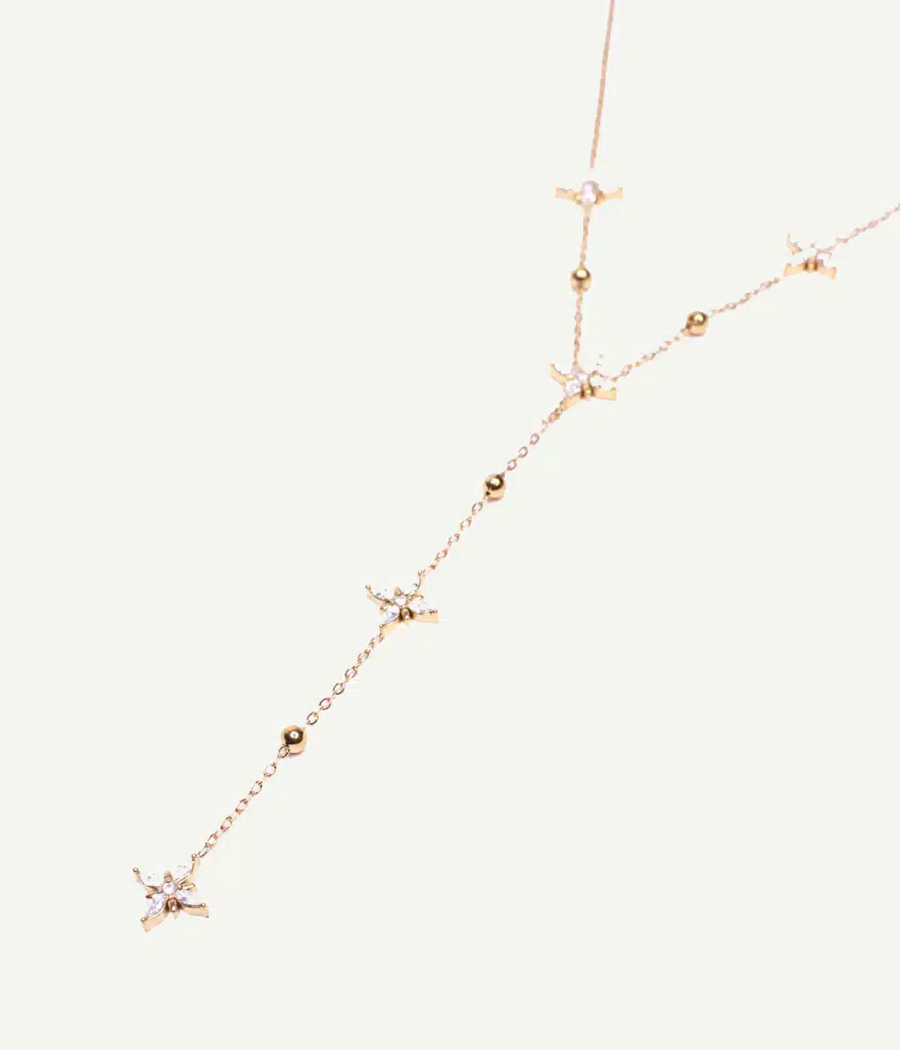 Collier Chiara – collier créateur doré à motifs floraux en strass